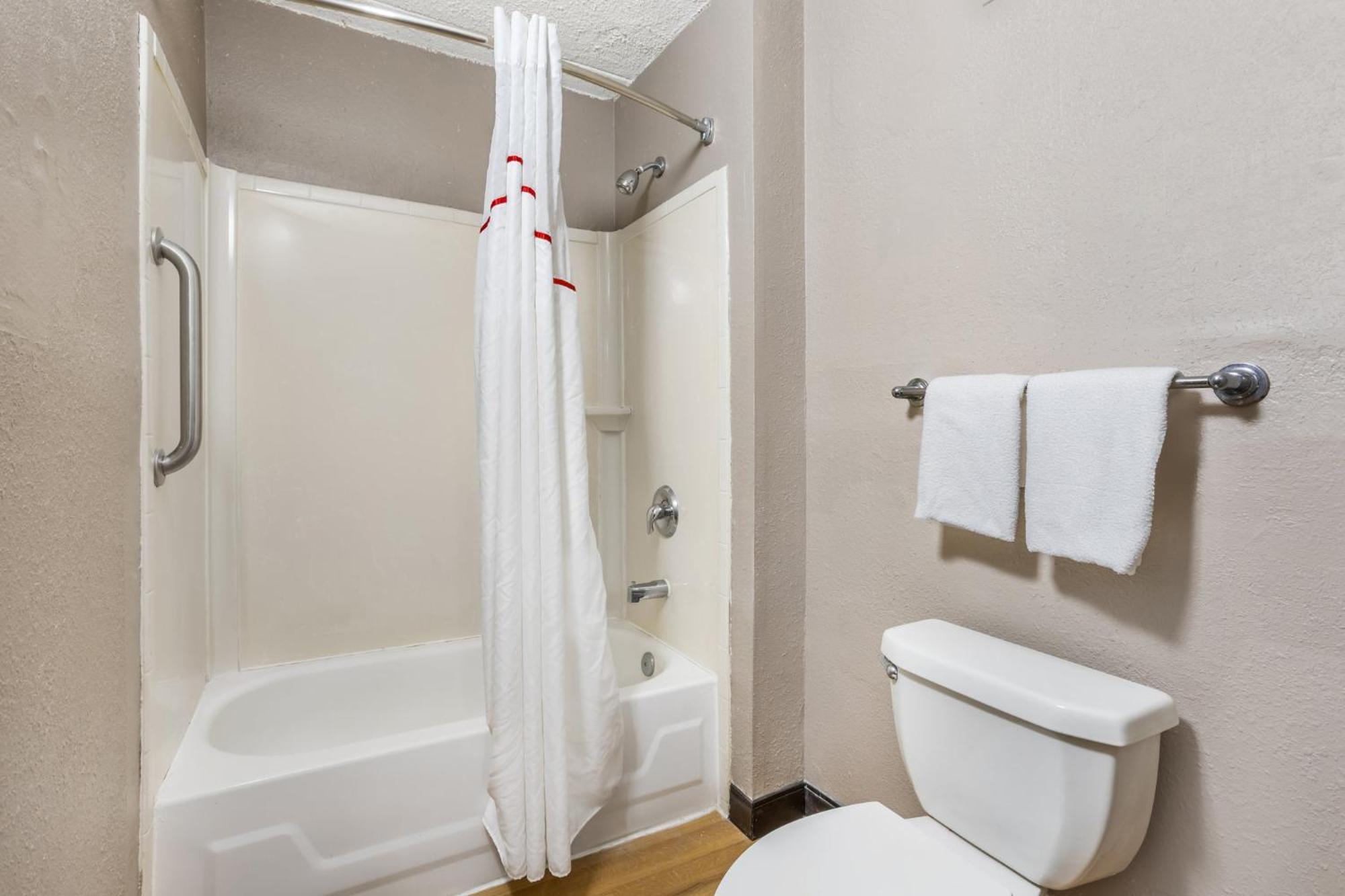 Red Roof Inn Tinton Falls-Jersey Shore Esterno foto
