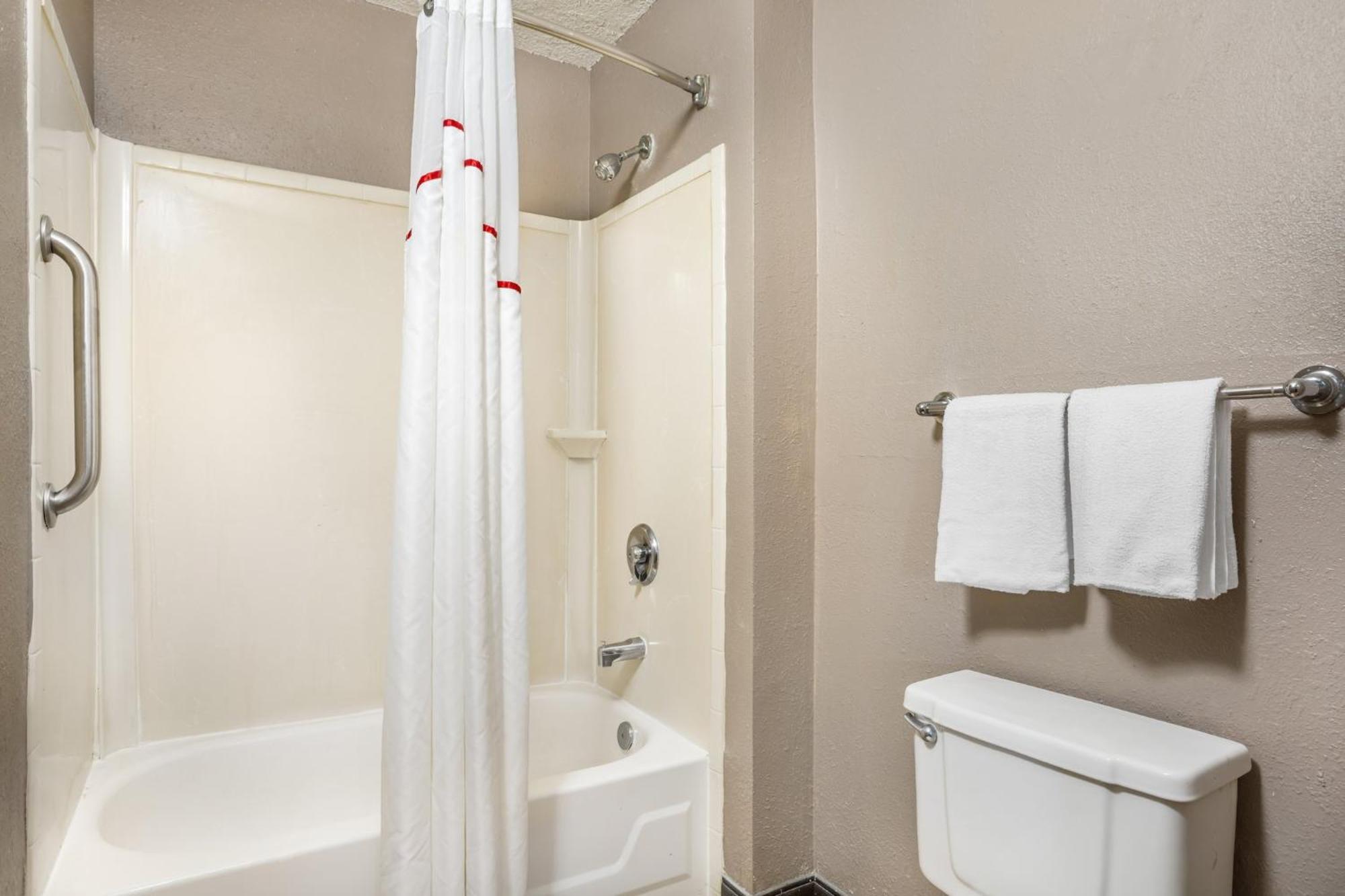 Red Roof Inn Tinton Falls-Jersey Shore Esterno foto